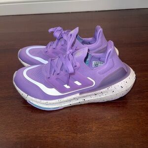 guc adidas ultraboost Purple Athletic Shoes 6